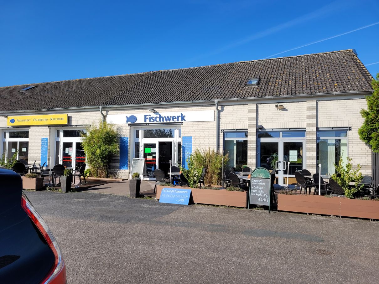Erstmal Fisch vom Fischwerk Horumersiel