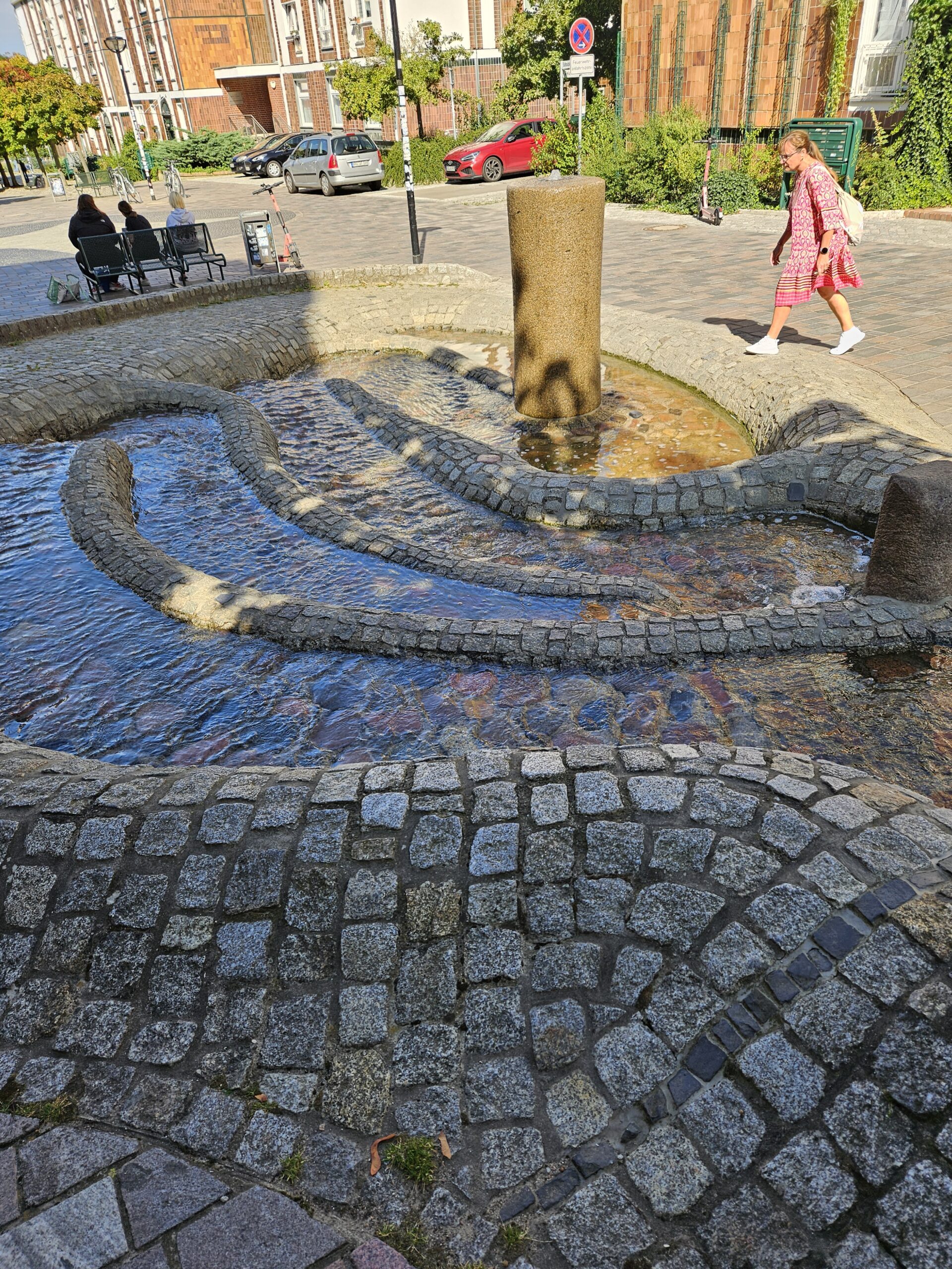 Brunnen - Wasserlauf Schnickmannstrasse - Rostock I