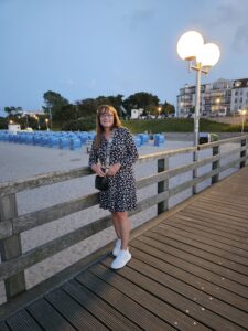 Manuela hübsch wie immer auf der Seebrücke vom Ostseebad Kühlungsborn