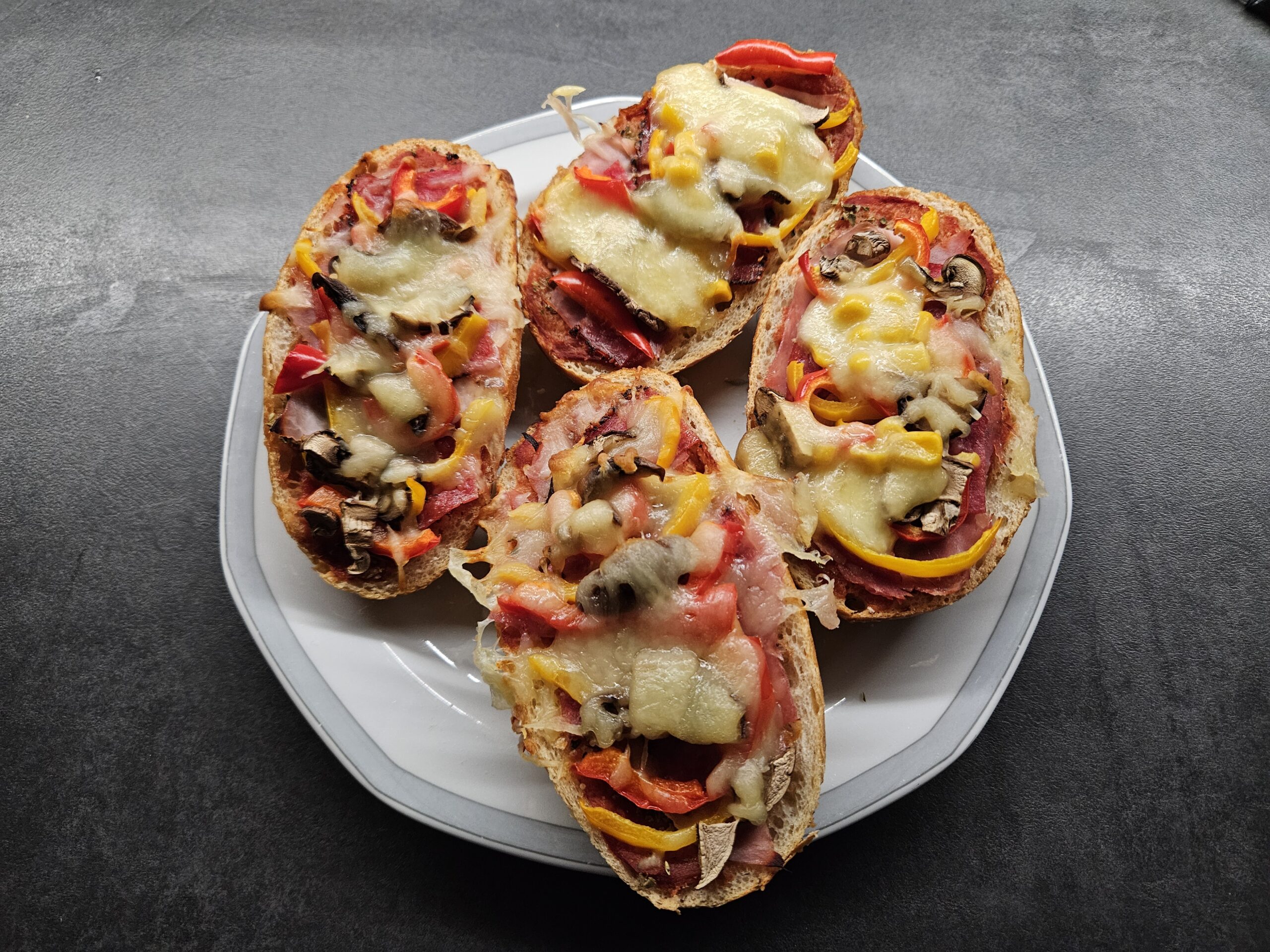 Pizzabrötchen