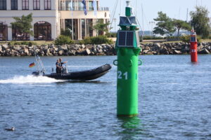 Polizei Ripp in der Warnemündung