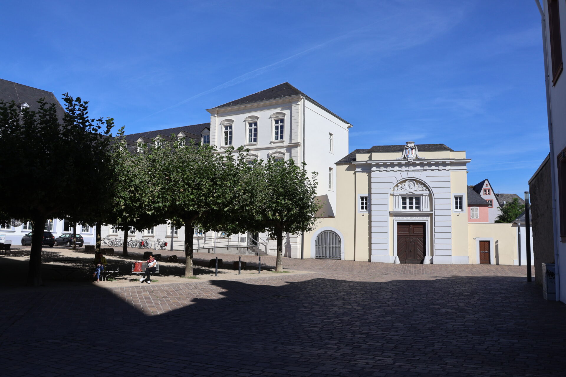 Eingang St. Peter's Basilica Trier - September 2023